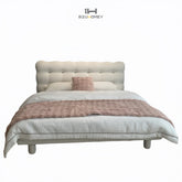 sk111 white curved checkered back soft bed front