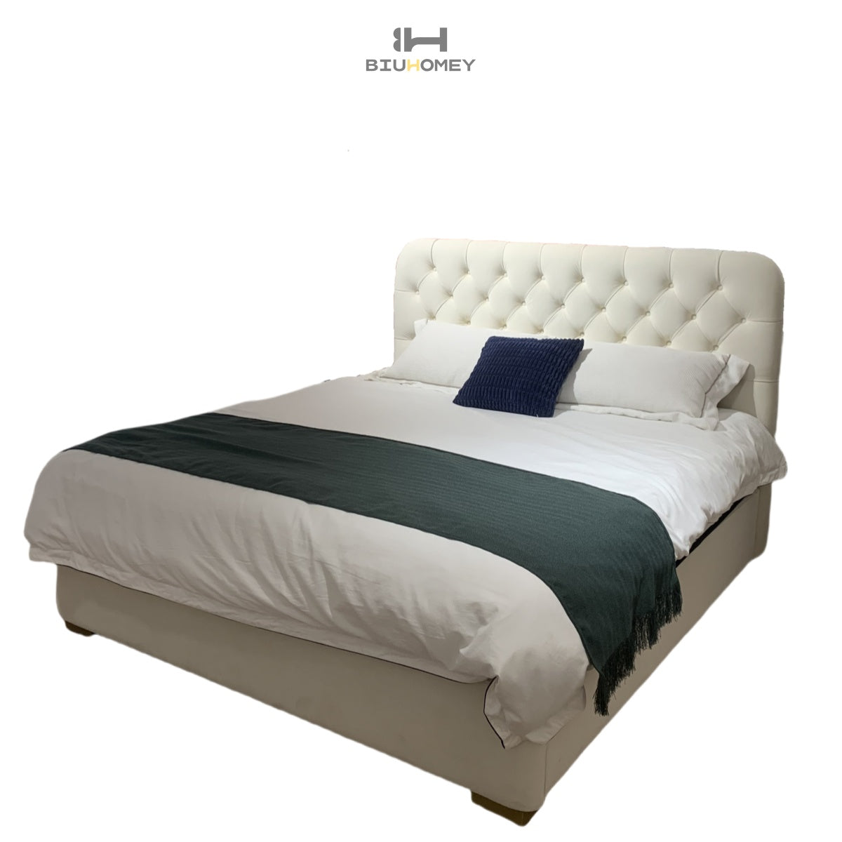 sk118 white bed with curved back pic