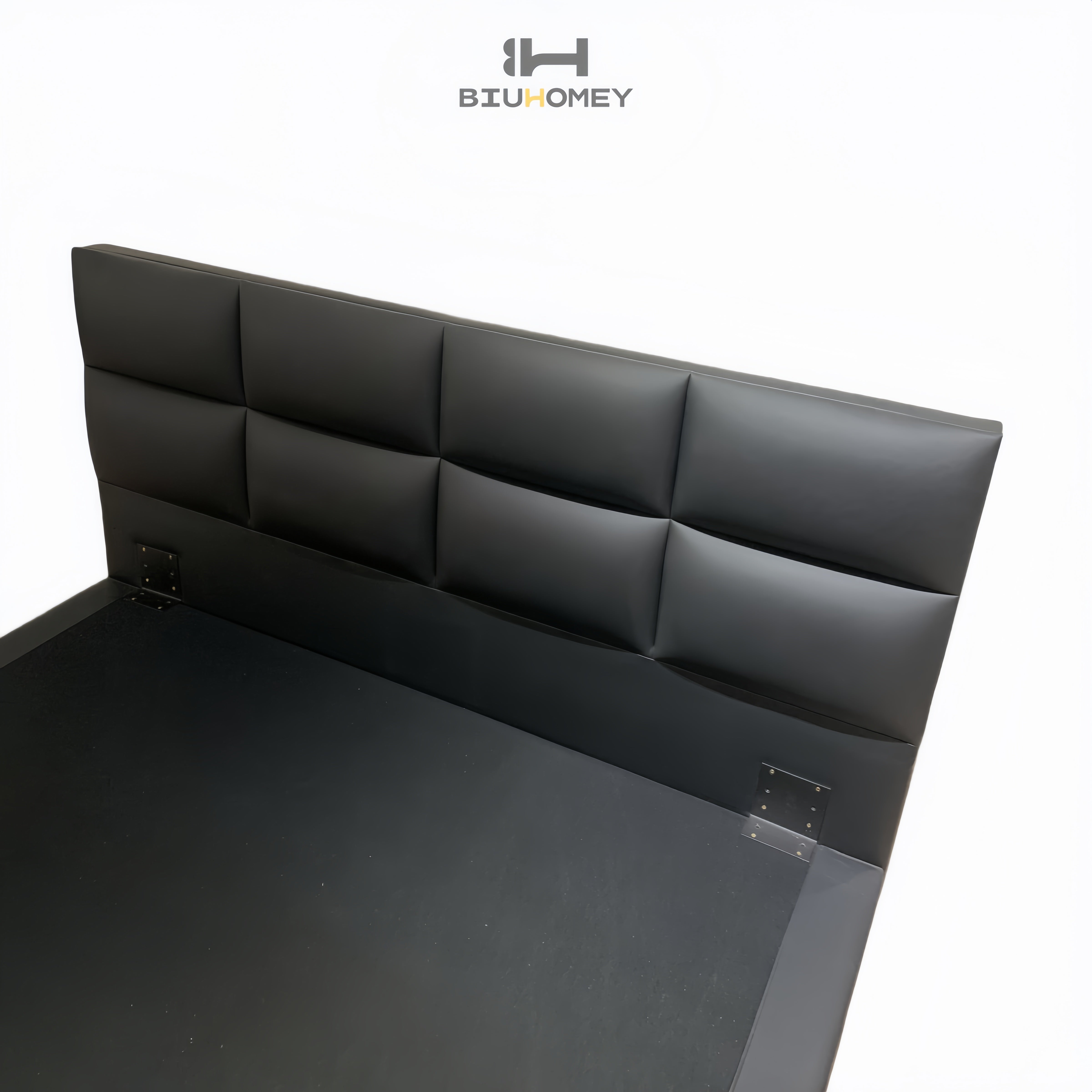 sk119 black leather checkered bed board detail