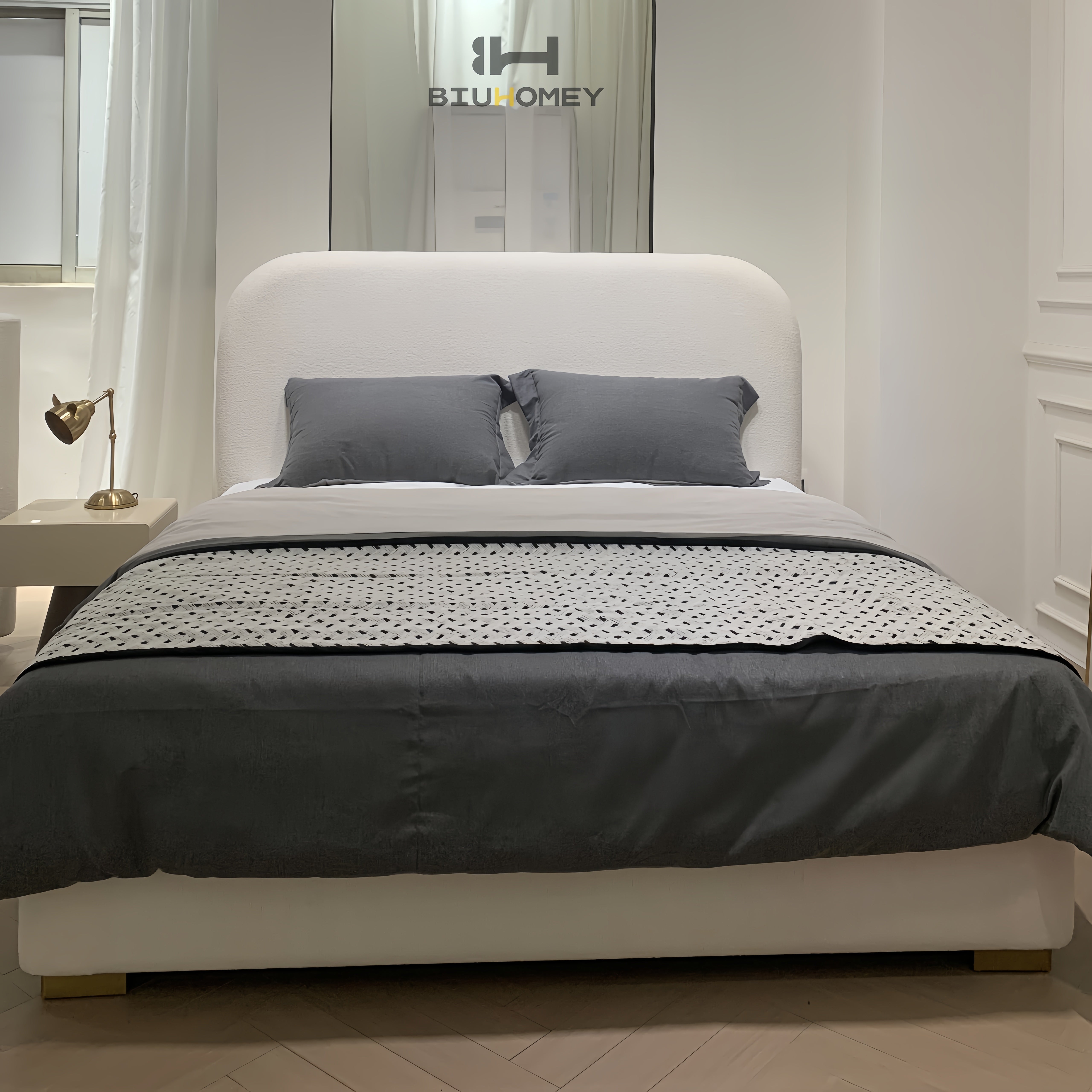 sk96 curved back bed scene